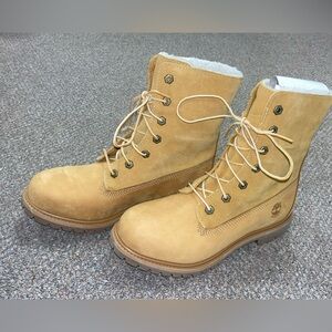 Timberland Auth. WP Fleece Fold Down Wheat Nubuck, size10. Brand new in the box.